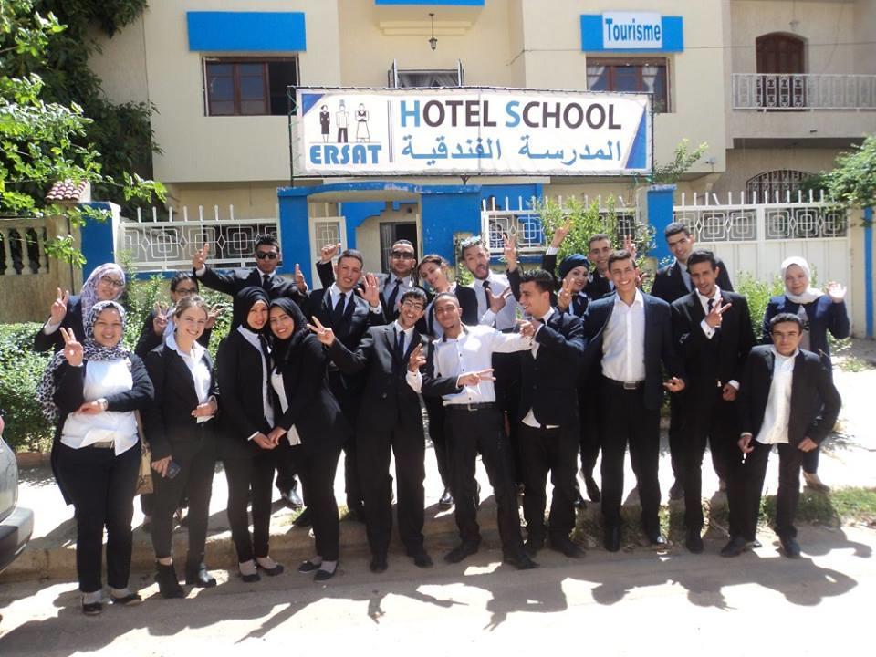 Hotel School Ersat 아즈루 외부 사진
